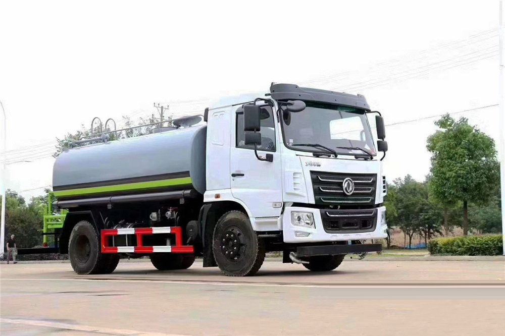 國(guó)六東風(fēng)華神F5 12立方灑水車(chē)