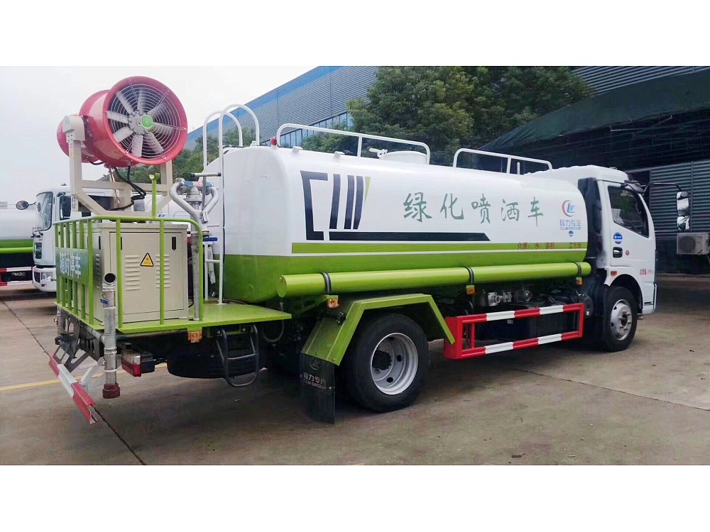 東風大多利卡9方霧炮車