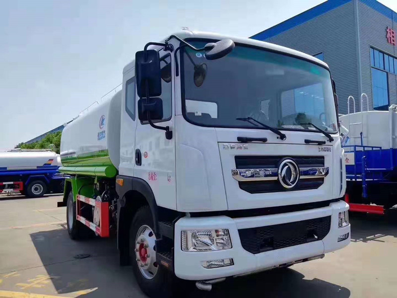 國六東風大多利卡D9 14方灑水車