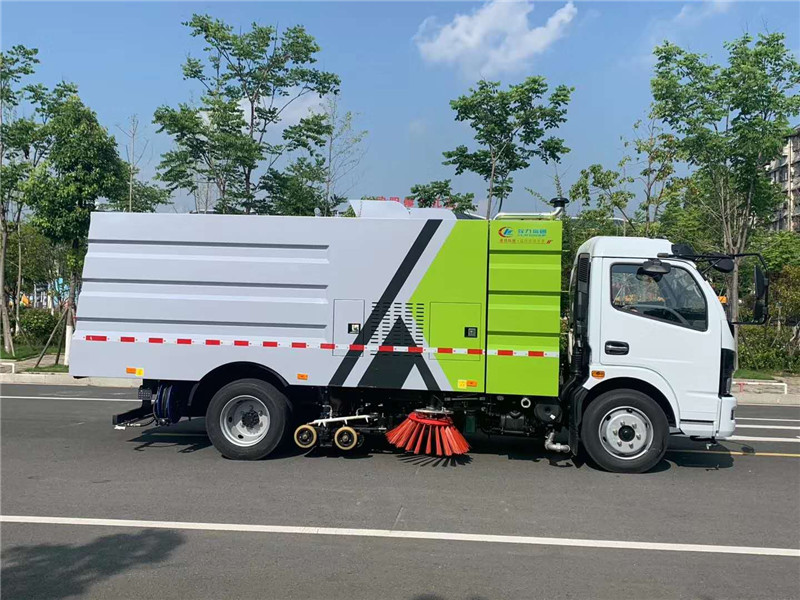 國六東風(fēng)凱普特洗掃車