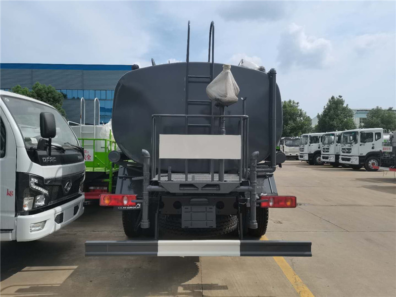 國六東風(fēng)專底D1 12噸灑水車